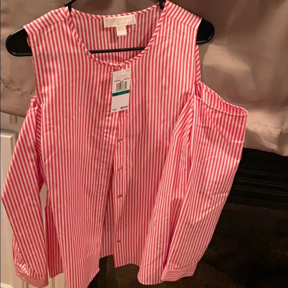 Women’s pink/white stripped shoulder-less top